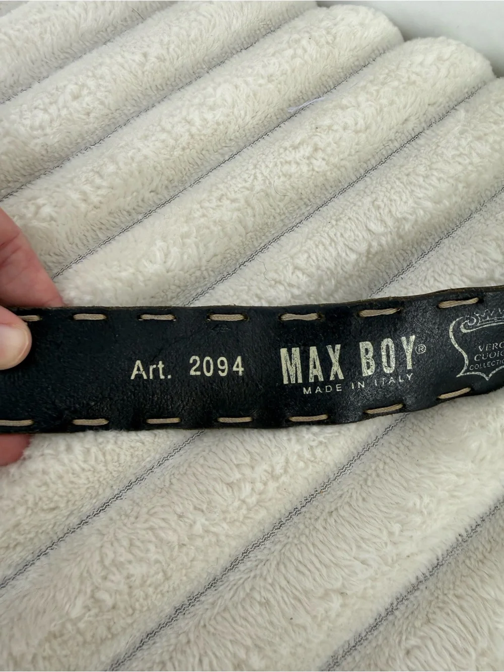 Max boy black leather